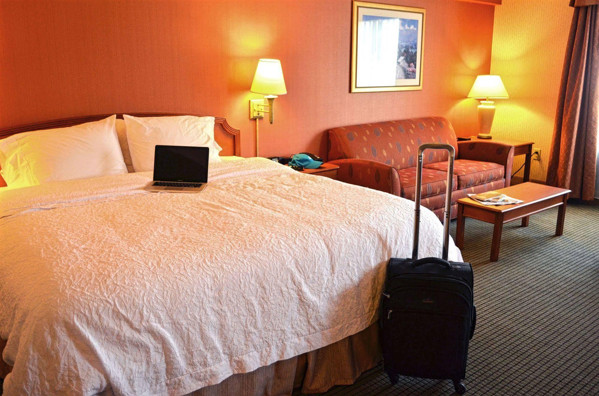 Hampton Inn By Hilton Harrisburg West Mechanicsburg Exteriör bild